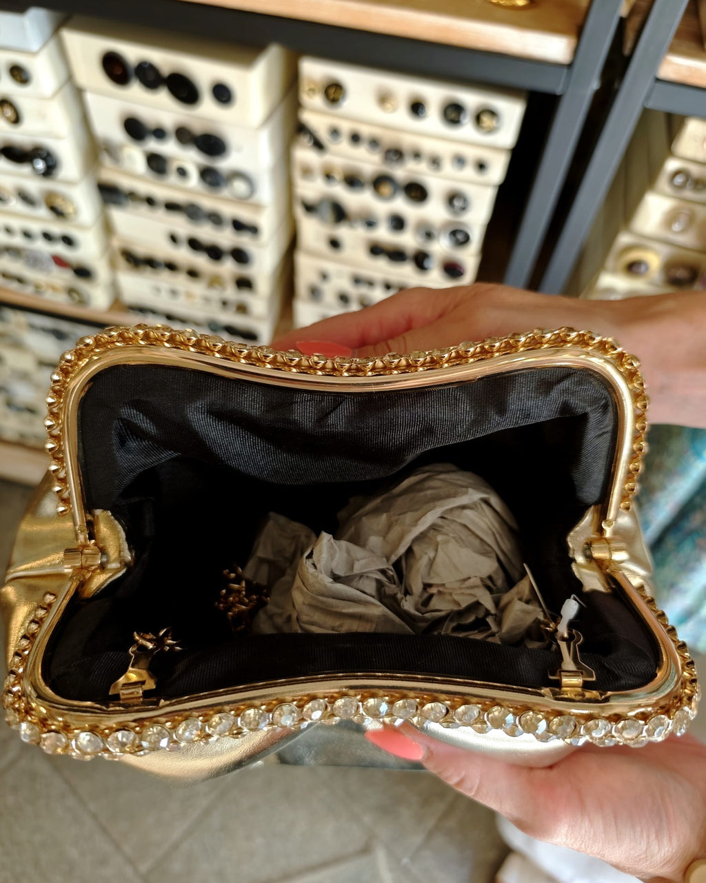 Pochette in ecopelle con strass
